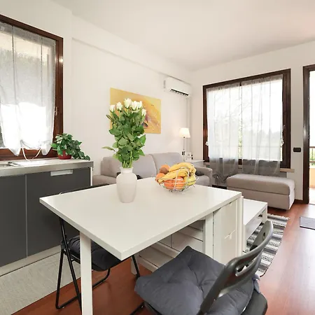 Lily Maggiore Apartman *